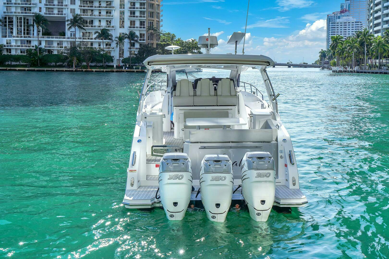 Azimut-40 Verve 2019 -Fort Lauderdale-Florida-United States-5320746
