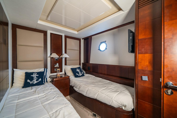 Azimut-75 Fly 2010-Minimal Risk Fort Lauderdale-Florida-United States-5322383