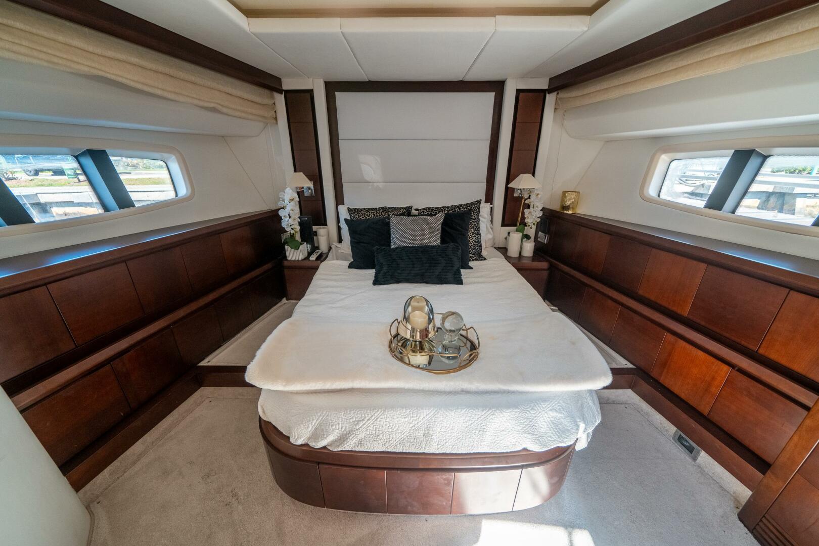 Azimut-75 Fly 2010-Minimal Risk Fort Lauderdale-Florida-United States-5322382 | Thumbnail