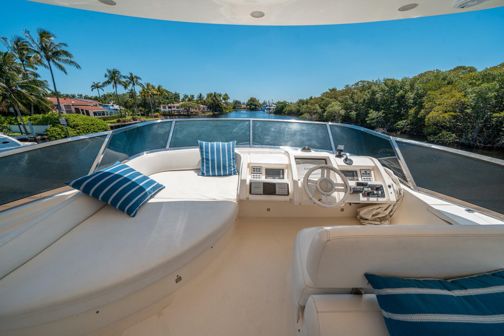 Azimut-75 Fly 2010-Minimal Risk Fort Lauderdale-Florida-United States-5322358 | Thumbnail