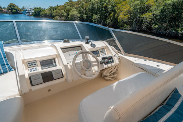 Azimut-75 Fly 2010-Minimal Risk Fort Lauderdale-Florida-United States-5322359