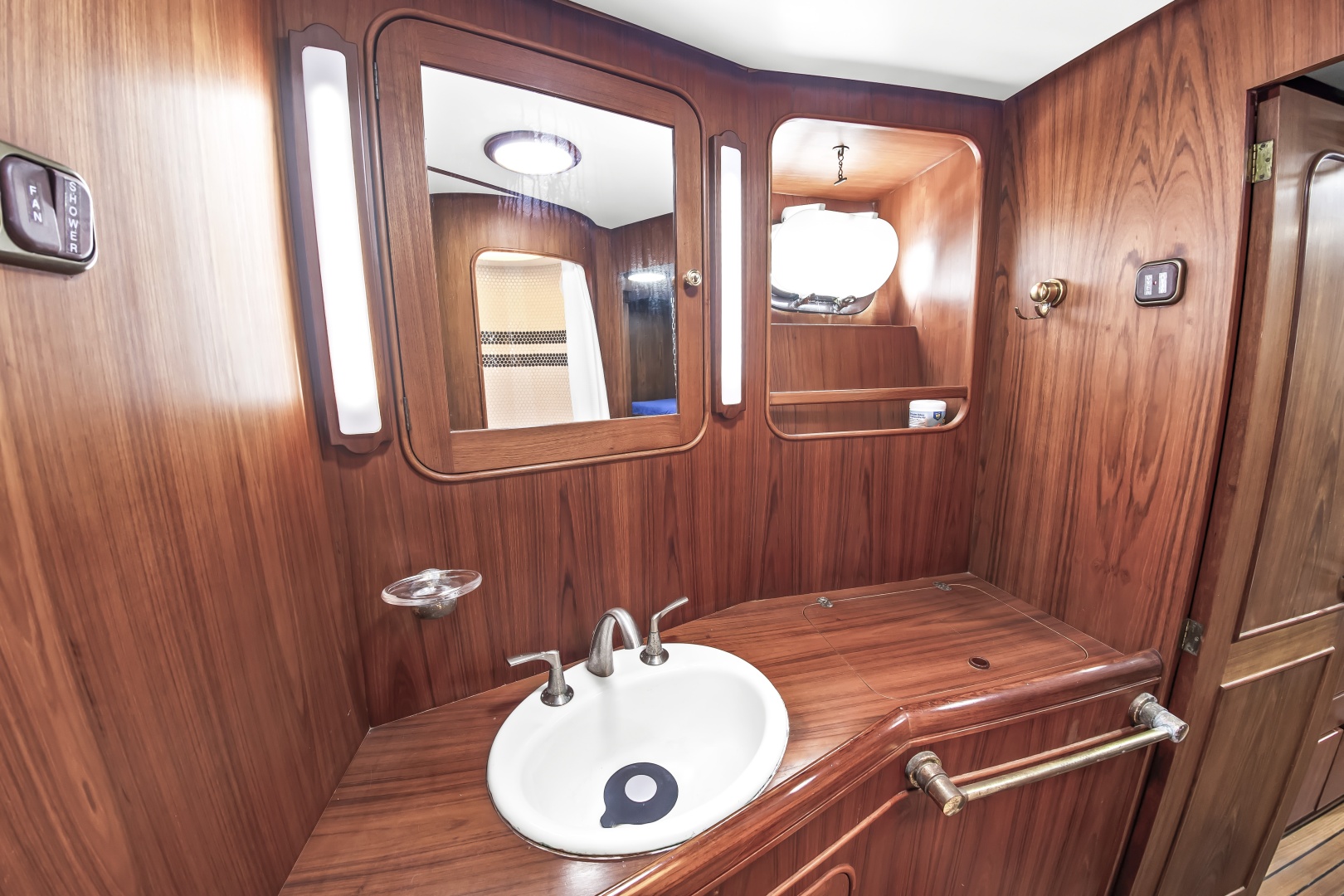 Jongert-78 Motor Yacht 1987-4 Umbrellas Beaufort-North Carolina-United States-78Jongert279-6039236 | Thumbnail