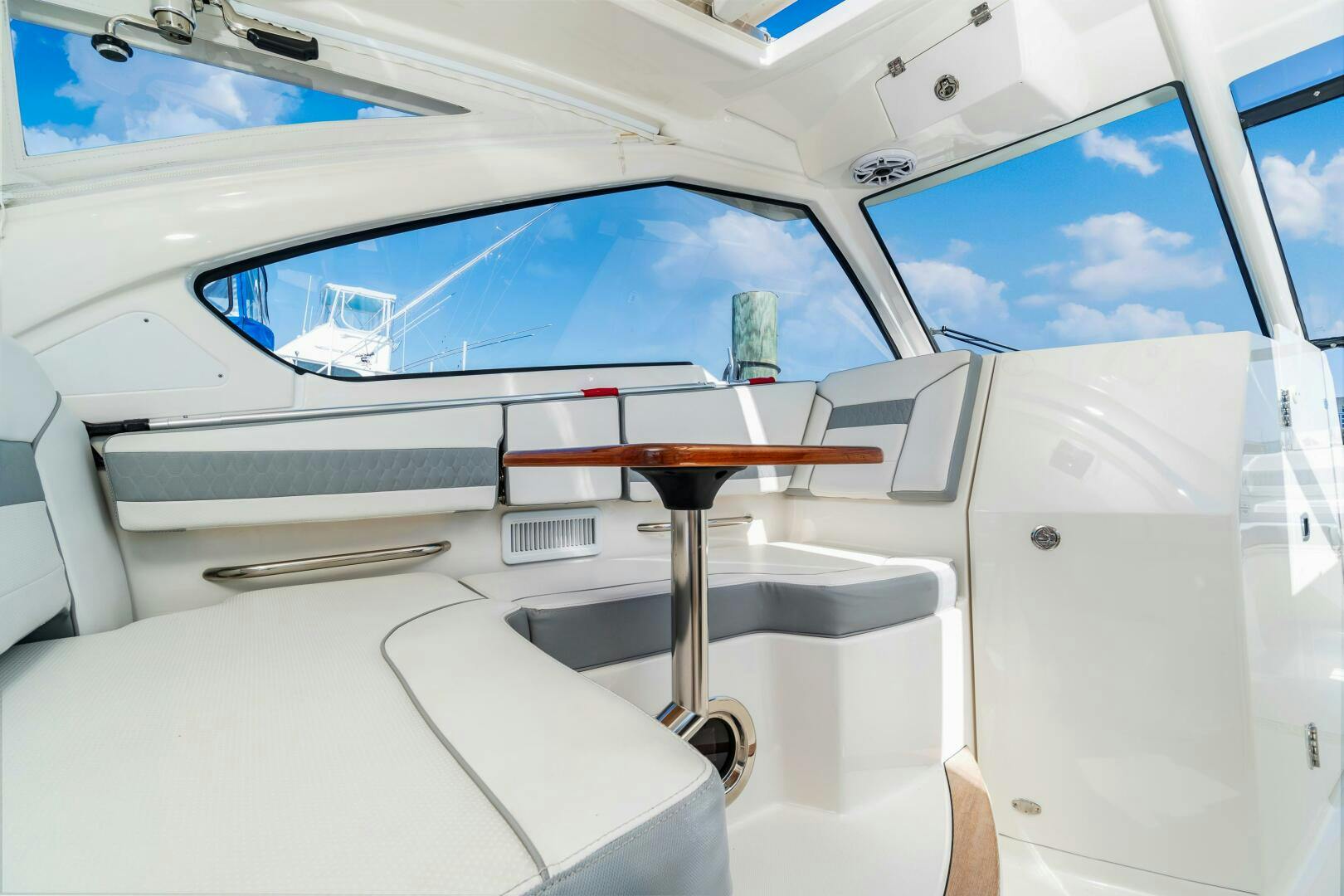 Pursuit-365DC 2021-Miss Morgan III Atlantic Beach-North Carolina-United States-5324902