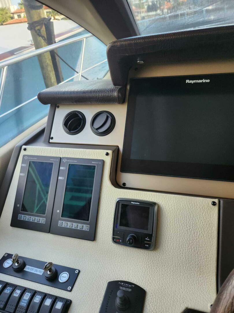 Azimut-Flybridge 2014 -Sunny Isles Beach-Florida-United States-5352054 | Thumbnail
