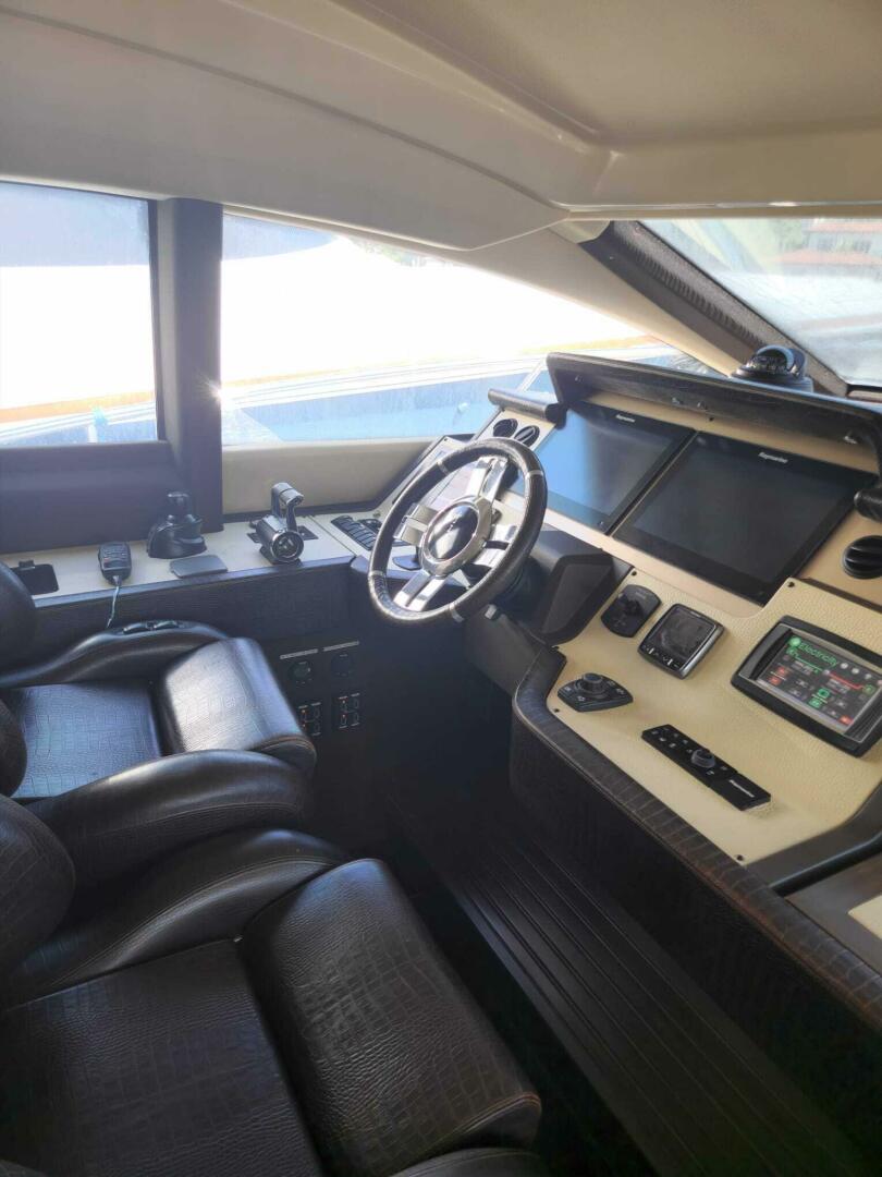 Azimut-Flybridge 2014 -Sunny Isles Beach-Florida-United States-5352050 | Thumbnail