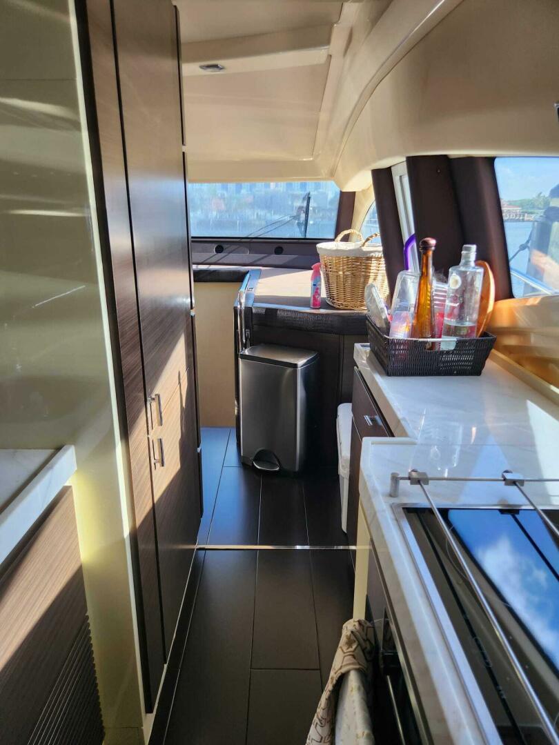 Azimut-Flybridge 2014 -Sunny Isles Beach-Florida-United States-5352041 | Thumbnail