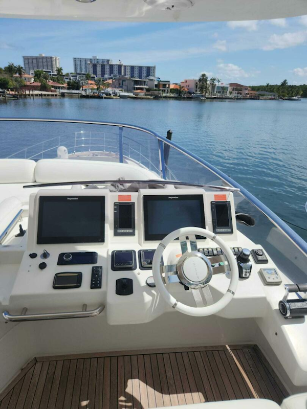 Azimut-Flybridge 2014 -Sunny Isles Beach-Florida-United States-5352063