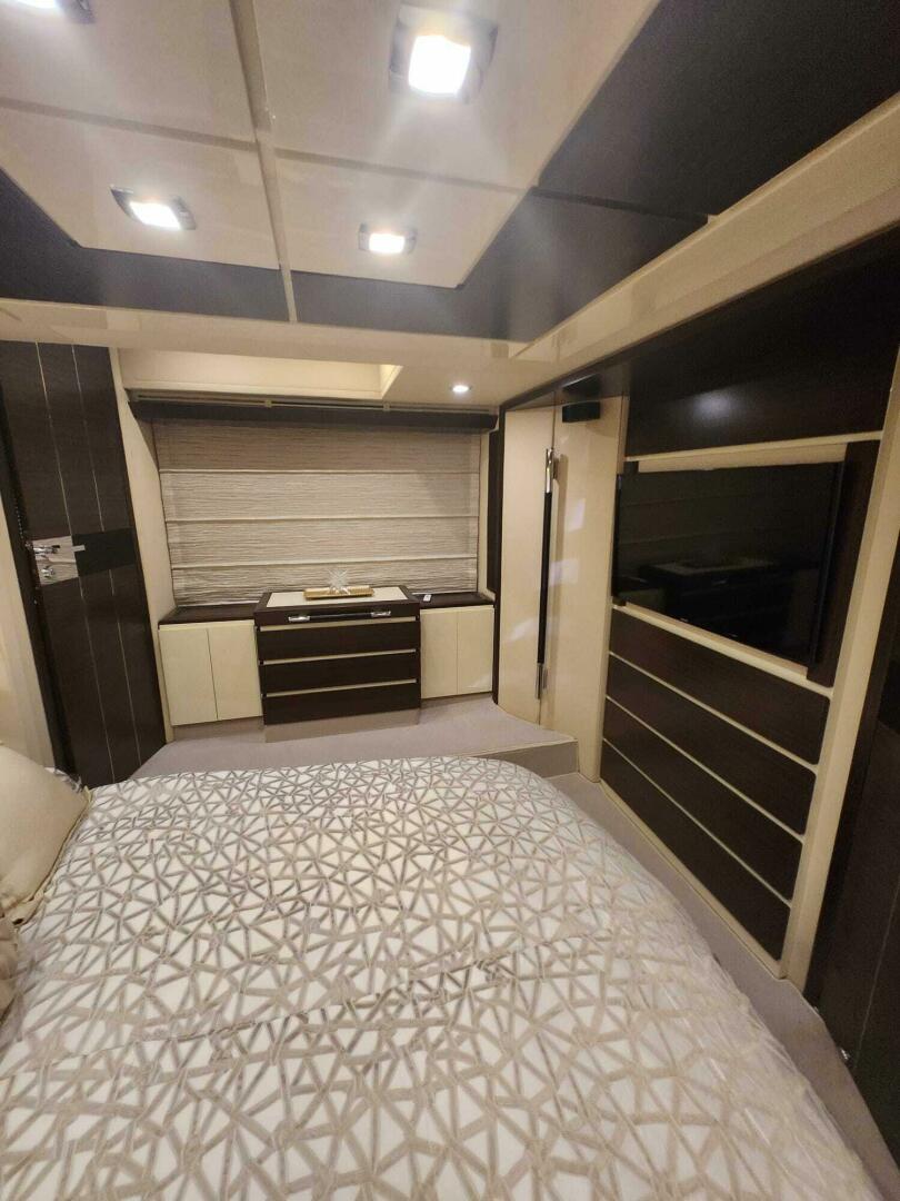 Azimut-Flybridge 2014 -Sunny Isles Beach-Florida-United States-5352074 | Thumbnail
