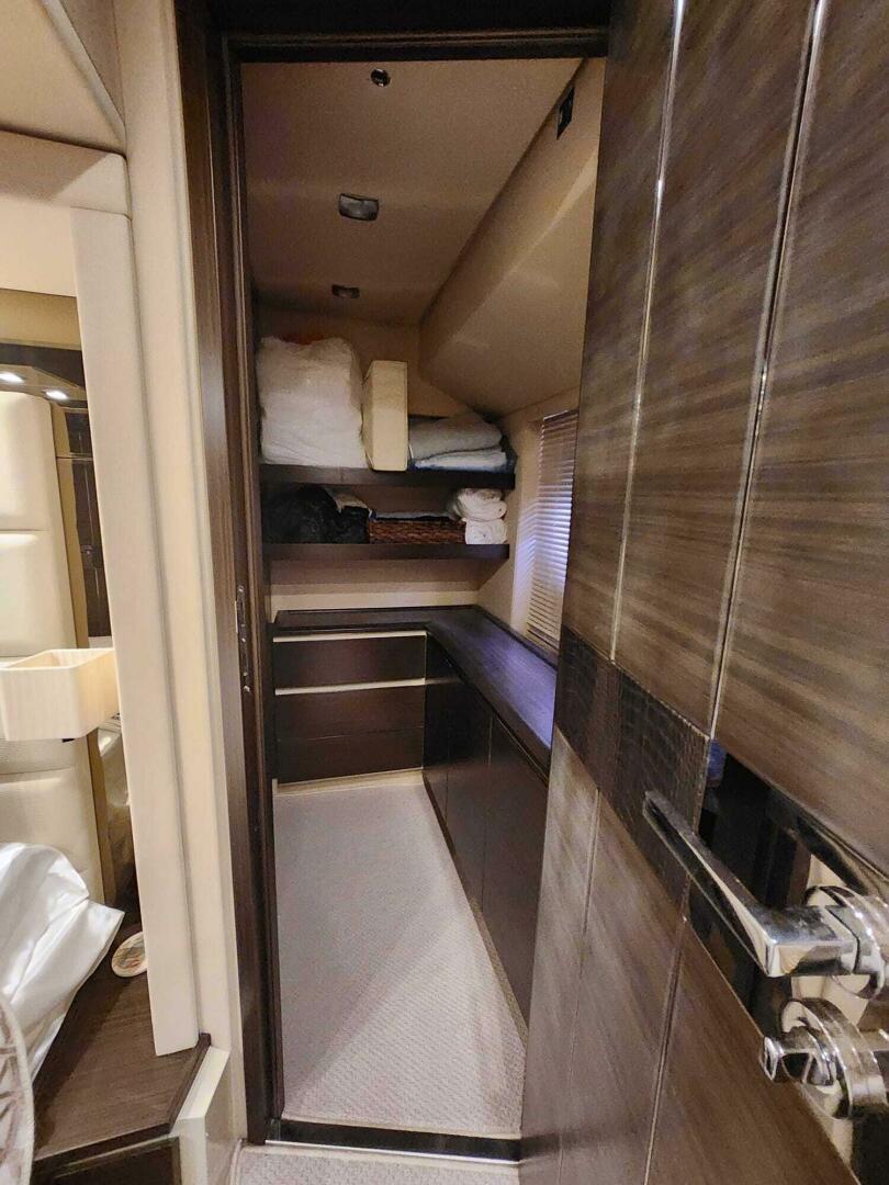Azimut-Flybridge 2014 -Sunny Isles Beach-Florida-United States-5352078 | Thumbnail