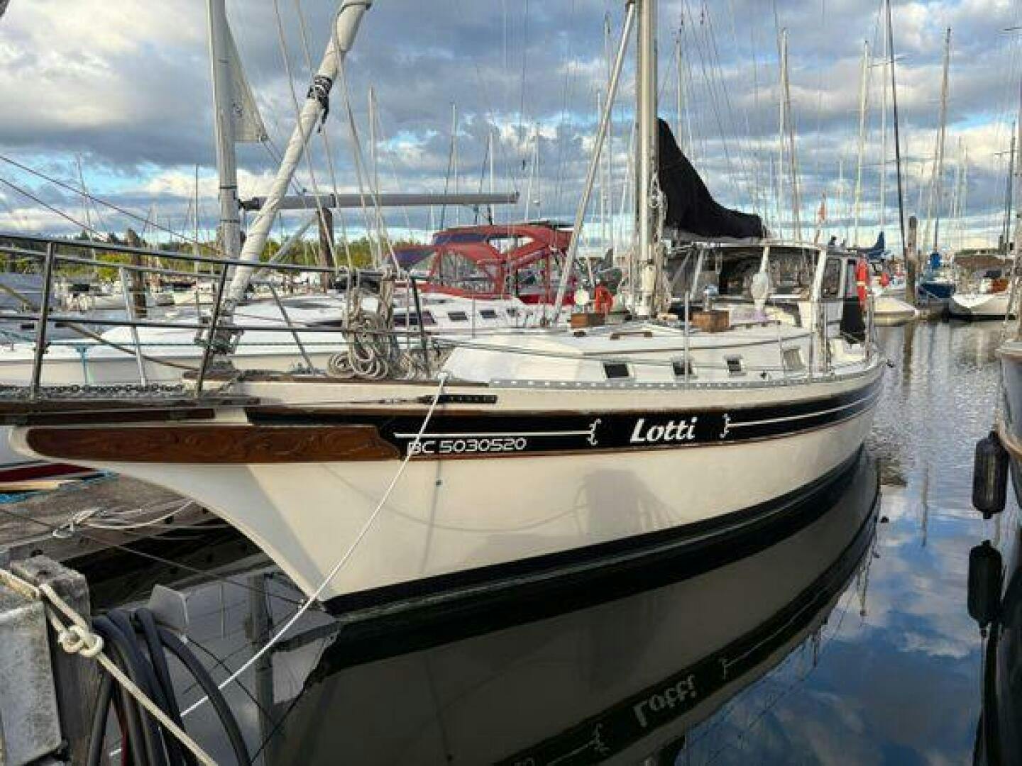 Bayfield 1987 -Point Roberts-Washington-United States-5341053