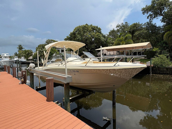 Scout-245 Dorado 2014 -Palm Beach Gardens-Florida-United States-5341664