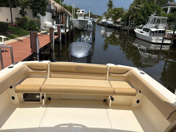 Scout-245 Dorado 2014 -Palm Beach Gardens-Florida-United States-5341672