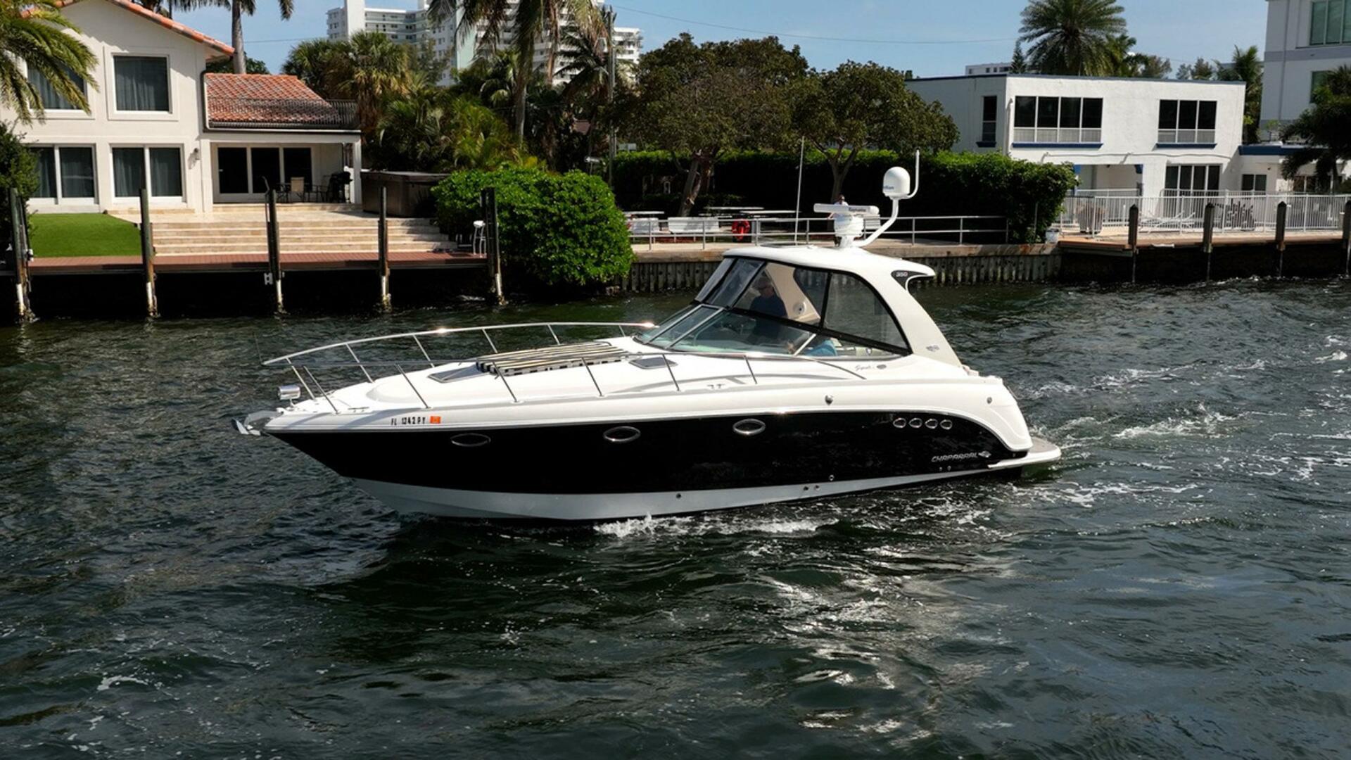 Chaparral-350 Signature Extended Plane 2008-HAPPY OURS Lighthouse Point-Florida-United States-5954845 | Thumbnail