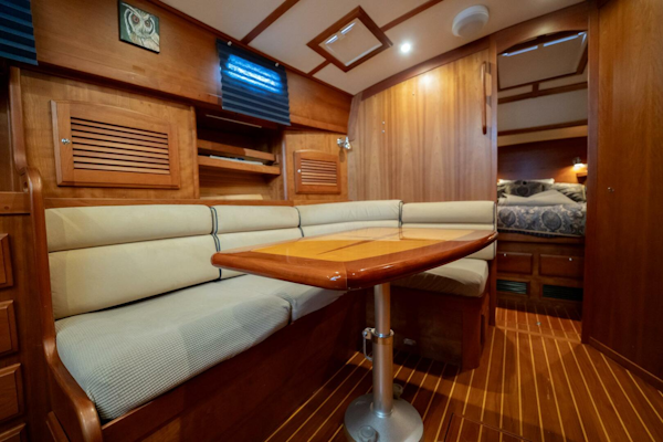 Sabre-42 Express 2006-Moondance Stuart-Florida-United States-27 Dinette-5408069