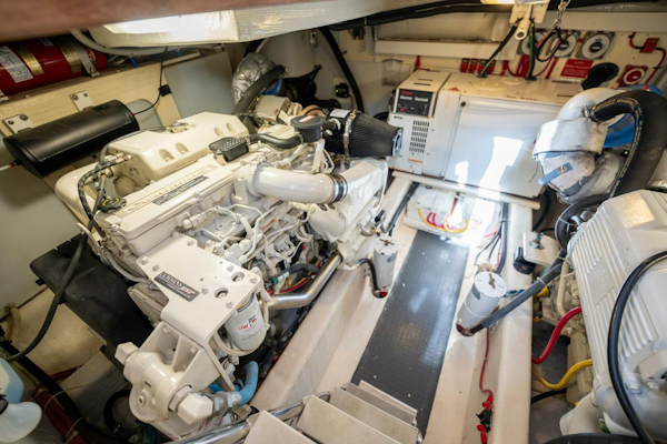 Sabre-42 Express 2006-Moondance Stuart-Florida-United States-70 Engine Room Port Motor-5408162