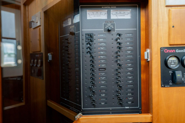 Sabre-42 Express 2006-Moondance Stuart-Florida-United States-22 DC Breaker Panel 2-5408064