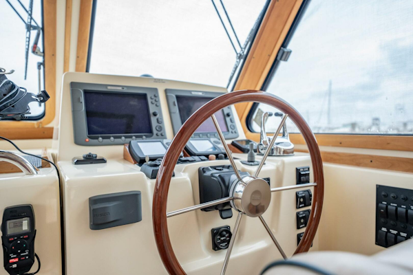 Sabre-42 Express 2006-Moondance Stuart-Florida-United States-20 Sabre Helm-5408062