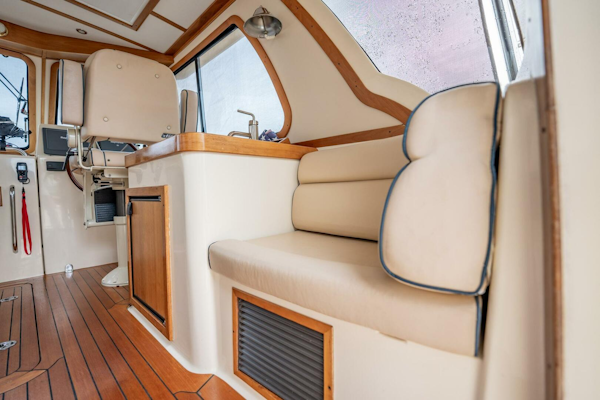 Sabre-42 Express 2006-Moondance Stuart-Florida-United States-11 Helm Deck Wet Bar And Jump Seat-5408053