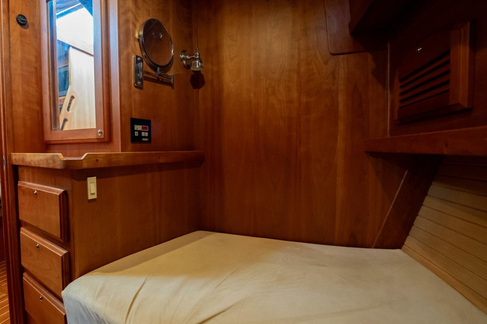 Sabre-42 Express 2006-Moondance Stuart-Florida-United States-40  Stbd Stateroom Fwd Port View-5408098 | Thumbnail