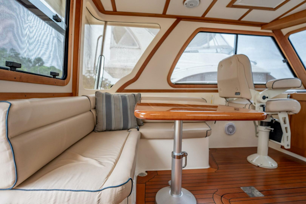 Sabre-42 Express 2006-Moondance Stuart-Florida-United States-8 Helm Deck Settee Port View-5408050