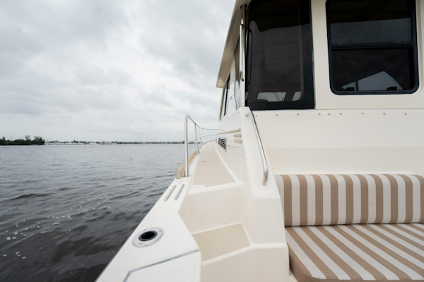 Sabre-42 Express 2006-Moondance Stuart-Florida-United States-51  Port Side Deck-5408142