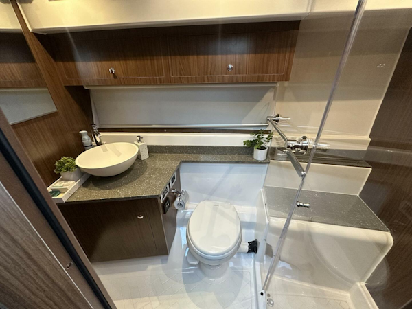 Four Winns-Vista 355 Coupe 2020-Olivia Pompano Beach-Florida-United States-5367471