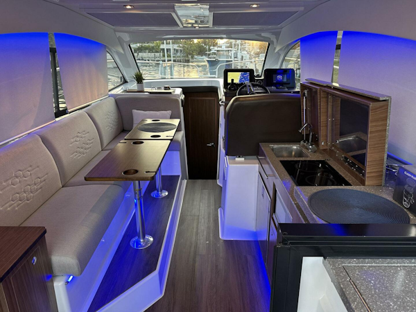 Four Winns-Vista 355 Coupe 2020-Olivia Pompano Beach-Florida-United States-5367484