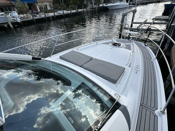 Four Winns-Vista 355 Coupe 2020-Olivia Pompano Beach-Florida-United States-5367461
