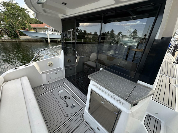 Four Winns-Vista 355 Coupe 2020-Olivia Pompano Beach-Florida-United States-5367458