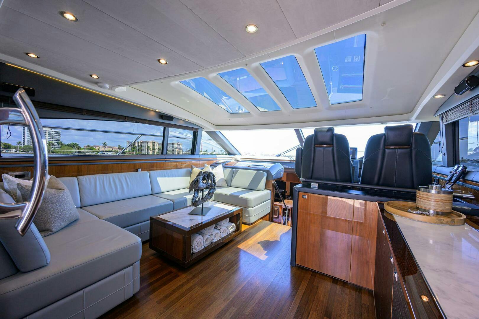 Princess-V62-S 2015-Alpha Dog West Palm Beach-Florida-United States-Princess V62-S Alpha Dog  Upper Salon-5372554