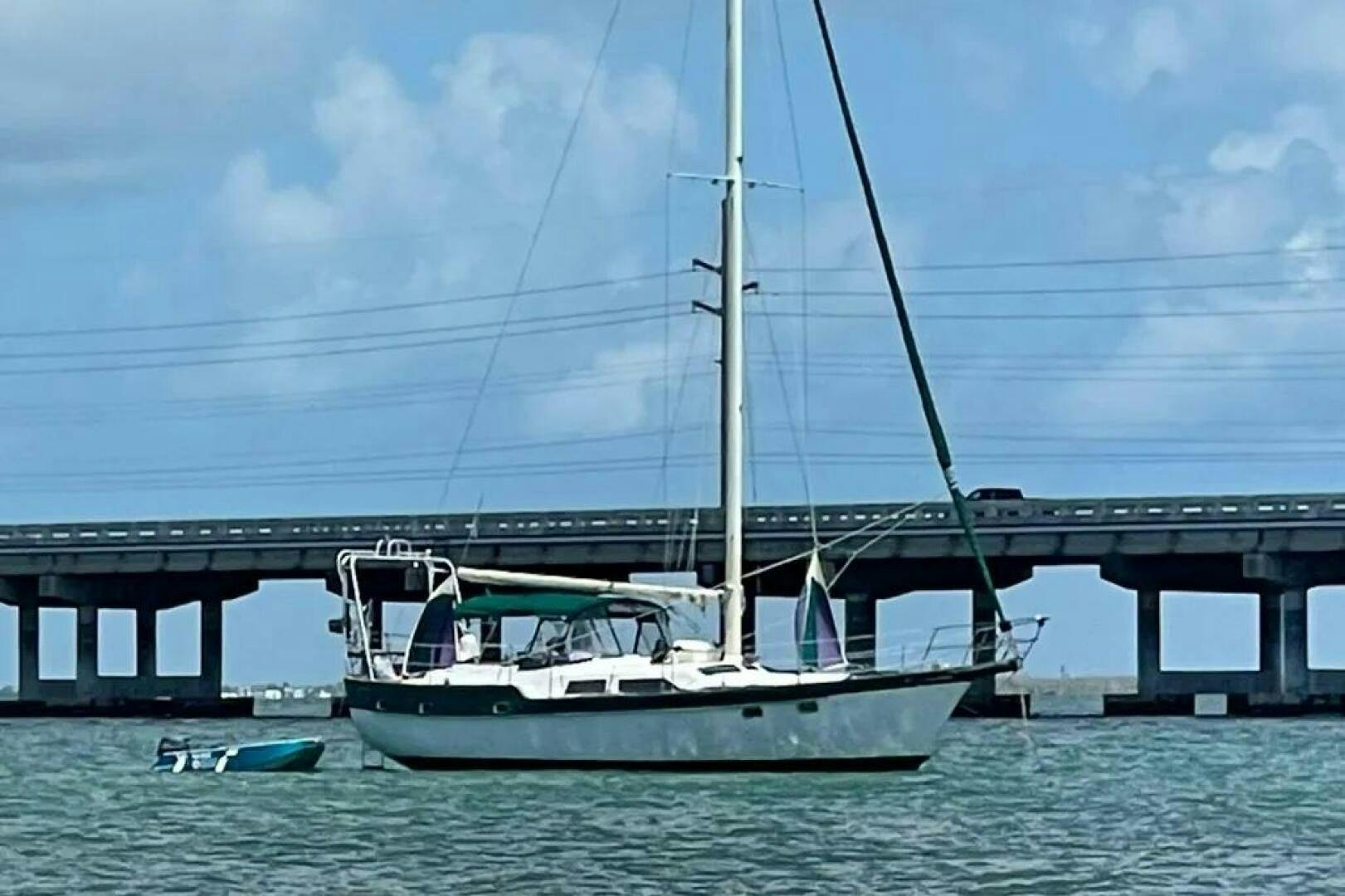 Irwin-43 MKII 1986-Esma St. Simons-Georgia-United States-5377534