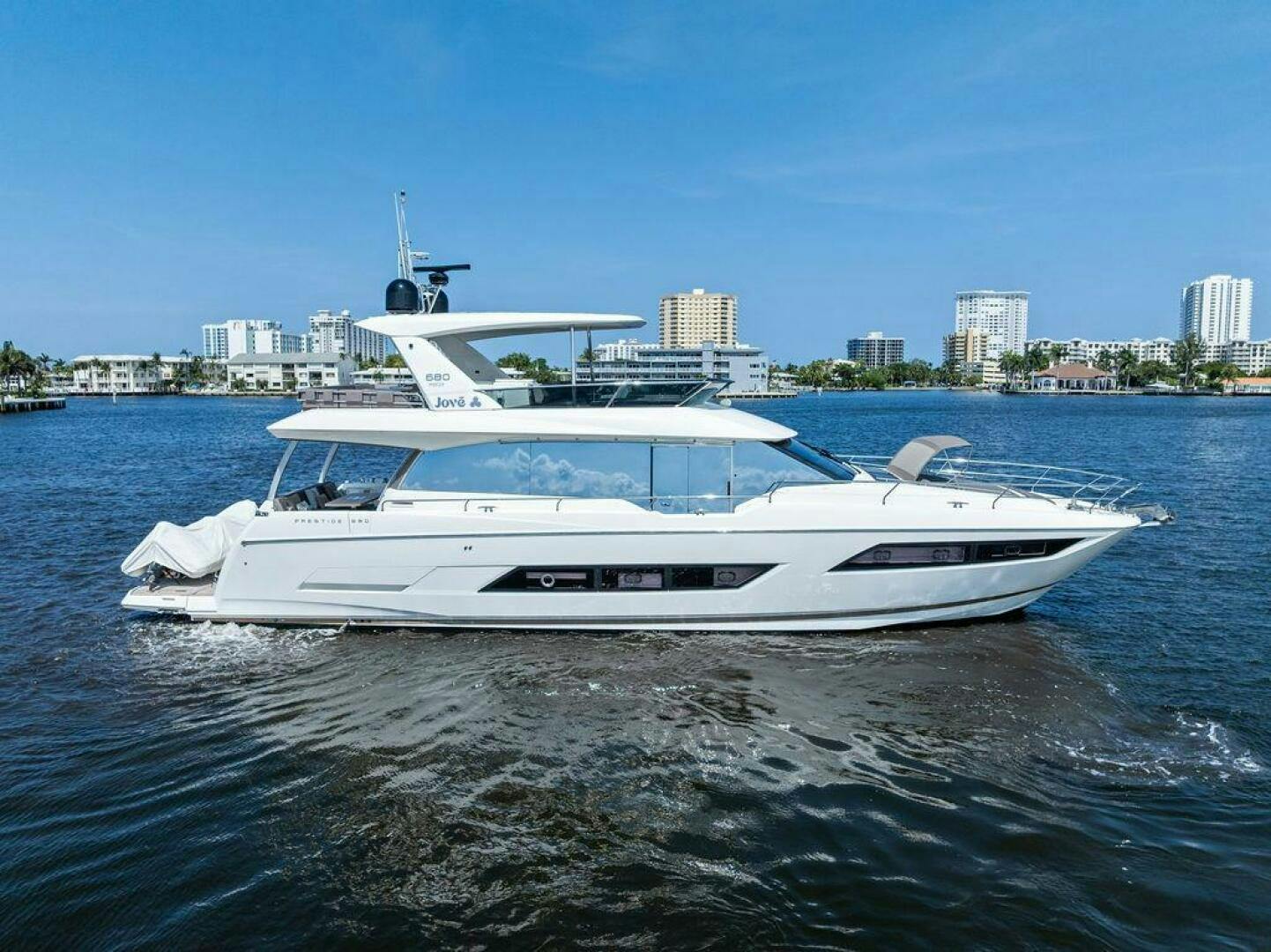 Prestige 2018-JOVE Fort Lauderdale-Florida-United States-5377727