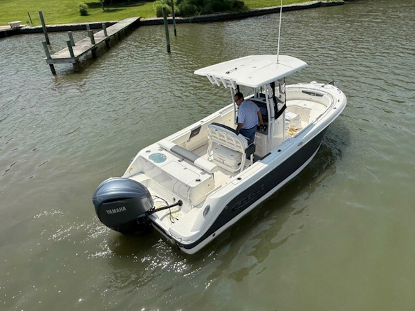 Robalo-R242 Center Console 2022 -Essex-Maryland-United States-5380202
