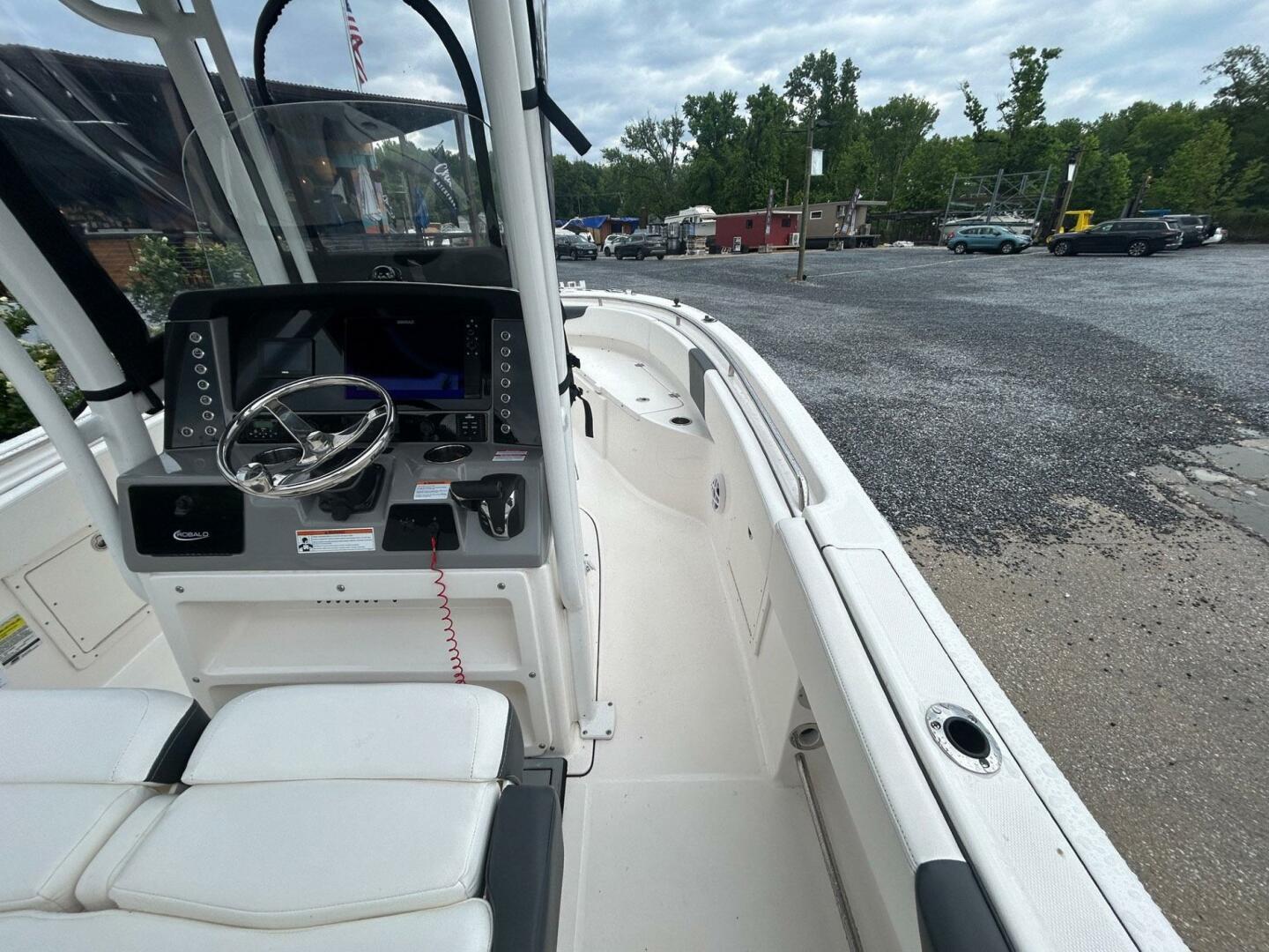Robalo-R242 Center Console 2022 -Essex-Maryland-United States-5380185 | Thumbnail