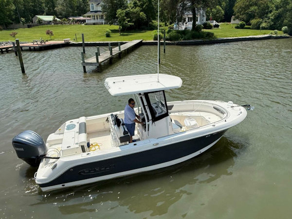 Robalo-R242 Center Console 2022 -Essex-Maryland-United States-5380201