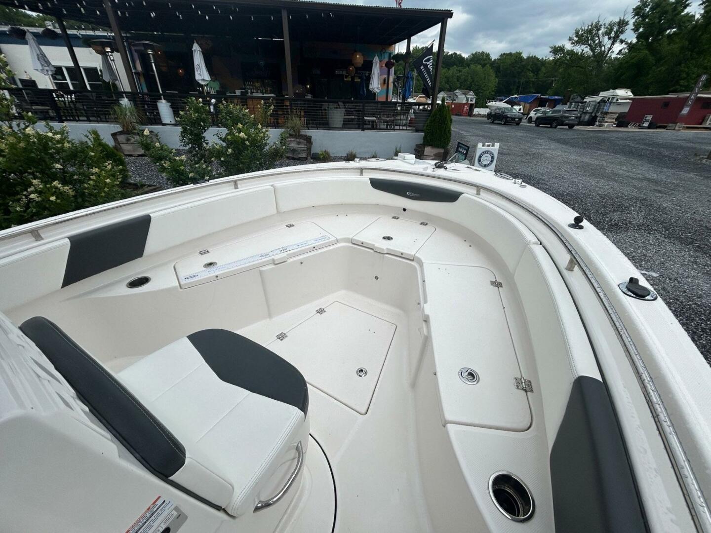 Robalo-R242 Center Console 2022 -Essex-Maryland-United States-5380189 | Thumbnail