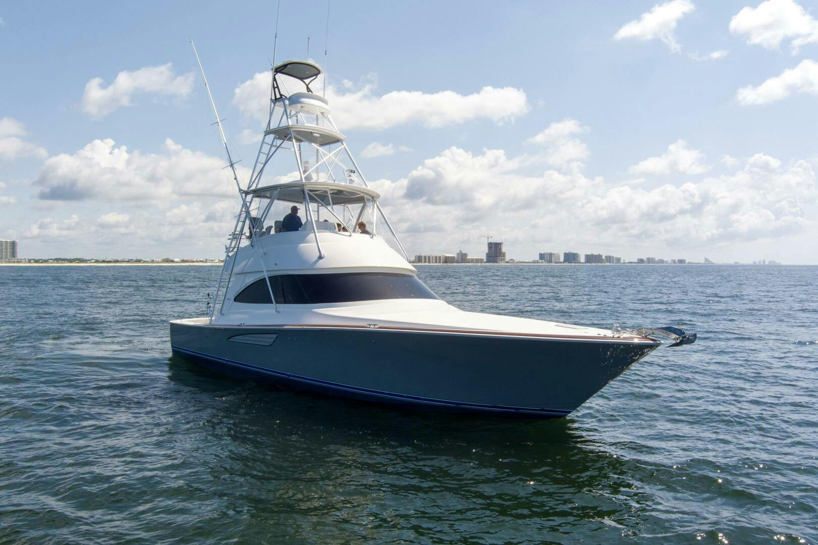 Viking-48 Convertible 2017-Reel Petty Orange Beach-Alabama-United States-2017 48 Viking Convertible _Reel Petty_ Profile Starboard Bow-5381024