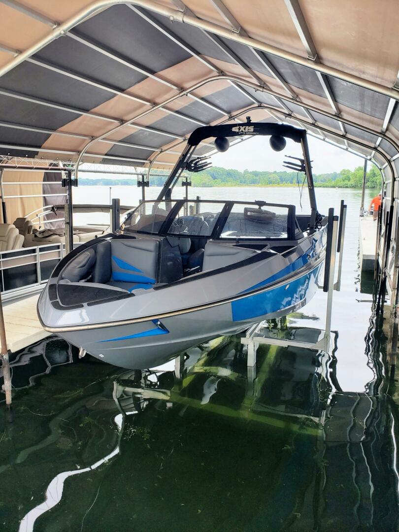 Used Axis 23' T23 For Sale In Minnesota | United Yacht Sales