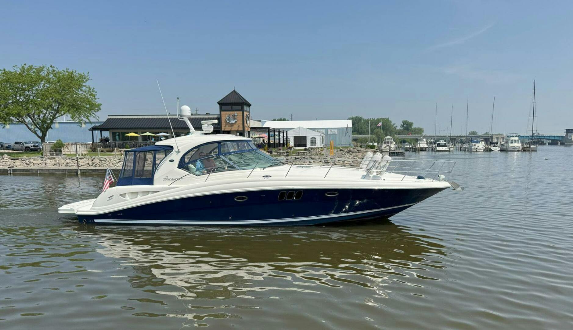 Sea Ray-440 Sundancer 2009-ALMAS DEL MAR Bay City-Michigan-United States-44 SeaRay Sundancer 2009, ALMAS DEL MAR-5497574