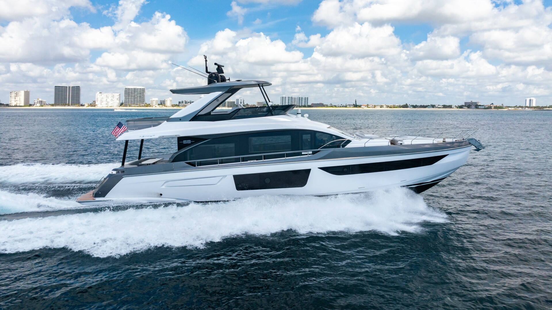 Used Azimut 68' Fly 68 For Sale In Florida | EFFORTLESS | United