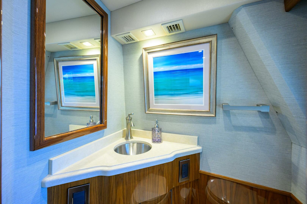 Viking-72 Convertible 2021-SANDBOB II North Palm Beach-Florida-United States-Day Head-5396919
