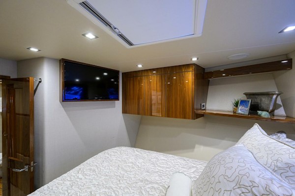 Viking-72 Convertible 2021-SANDBOB II North Palm Beach-Florida-United States-Forward Stateroom-5396935