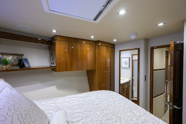 Viking-72 Convertible 2021-SANDBOB II North Palm Beach-Florida-United States-Forward Stateroom-5396936