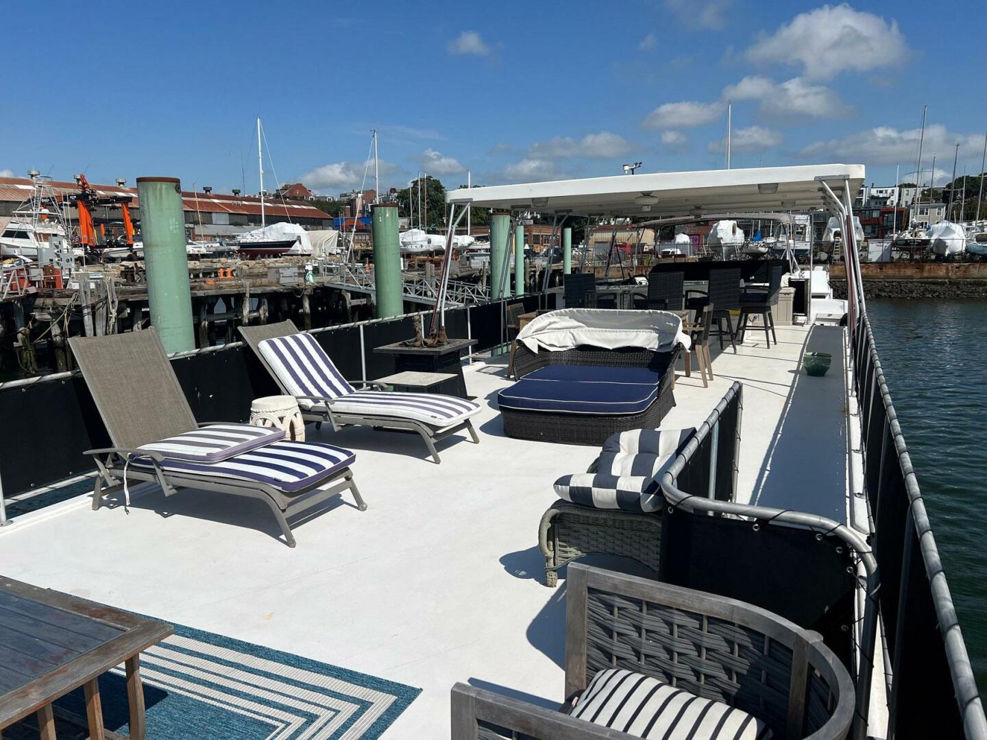 Sumerset-75 Luxury Houseboat 2002-Alinea Boston-Massachusetts-United States-5587318 | Thumbnail