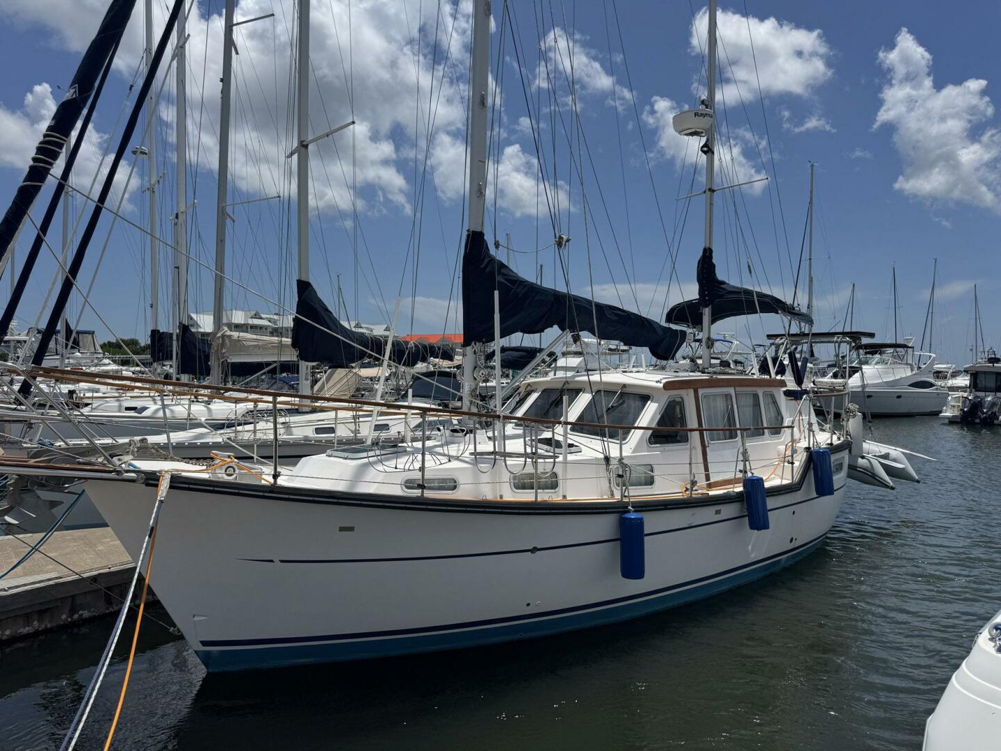 Nauticat-331 1999-Christy Leigh Mt. Pleasant-South Carolina-United States-5402225 | Thumbnail