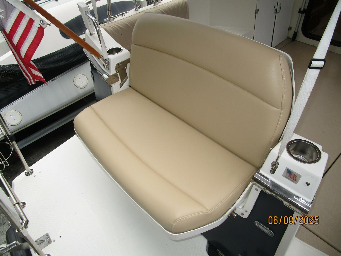 Cutwater-C28 2012-Perseverance Yorktown-Virginia-United States-28 Cutwater cockpit seating2-5407981 | Thumbnail