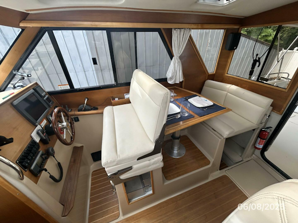 Cutwater-C28 2012-Perseverance Yorktown-Virginia-United States-28 Cutwater salon starboard-5408697