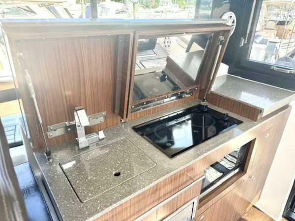 Four Winns-Vista 355 Coupe OB 2020-Three Beaches Westbrook-Connecticut-United States-5408410