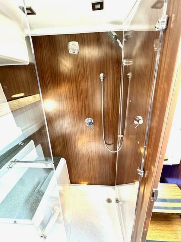 Four Winns-Vista 355 Coupe OB 2020-Three Beaches Westbrook-Connecticut-United States-5408429