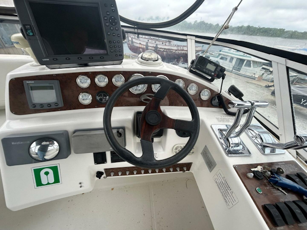 Silverton-330 Sport Bridge 2001-Baycation Baltimore-Maryland-United States-5410166